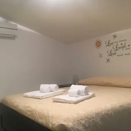 La Casetta Di Andrea & Vale ترميني إميرسي